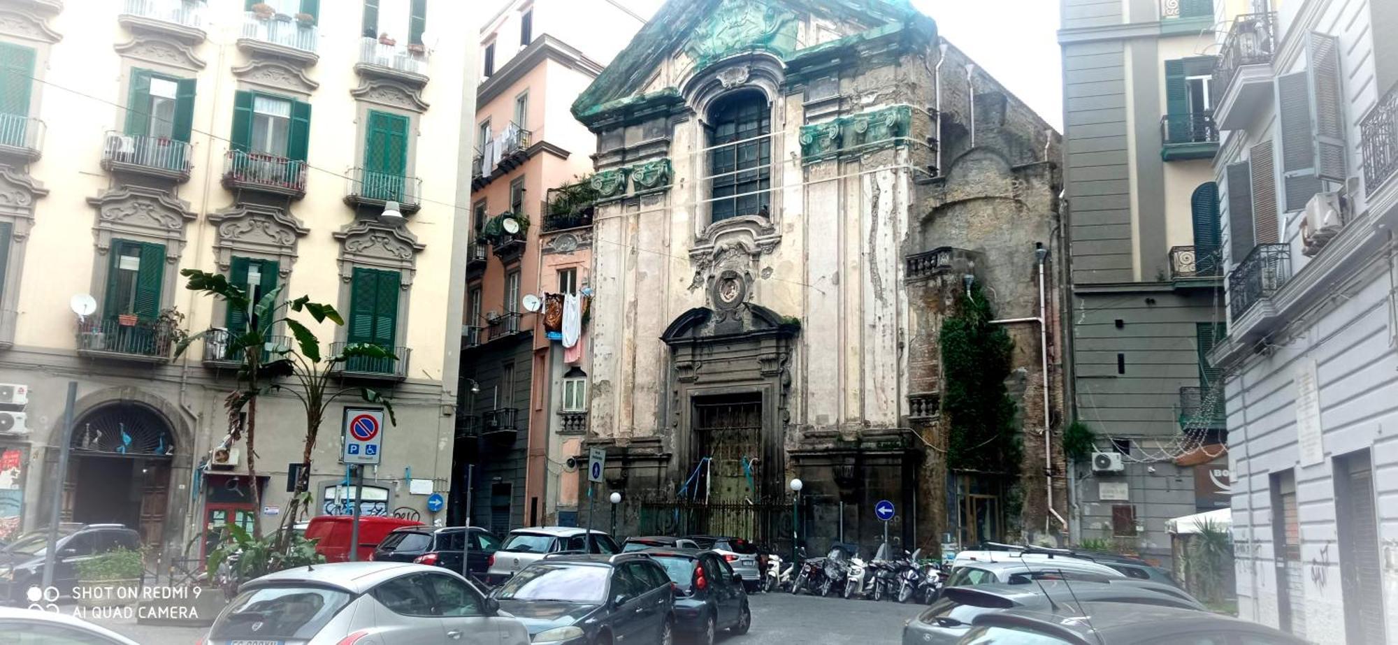 Akihome Portanova Naples Exterior photo